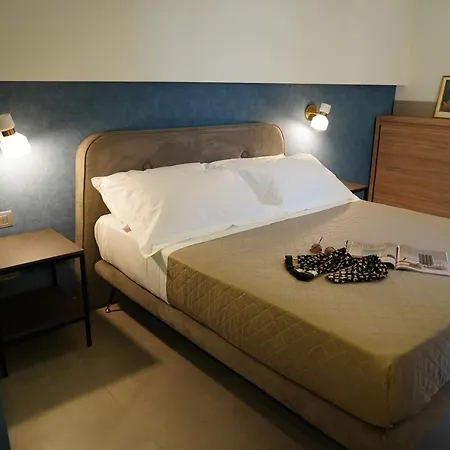 11 Catalani Bed & Breakfast